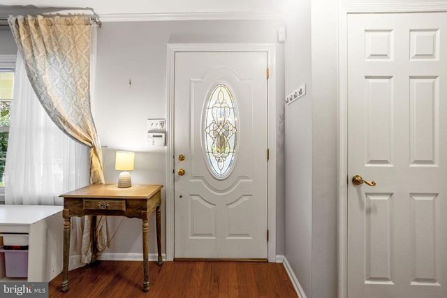 36 WHITECHAPEL DR, Mount Laurel, NJ 08054