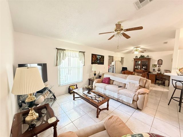 302 MIAMI PLACE, Kissimmee, FL 34759