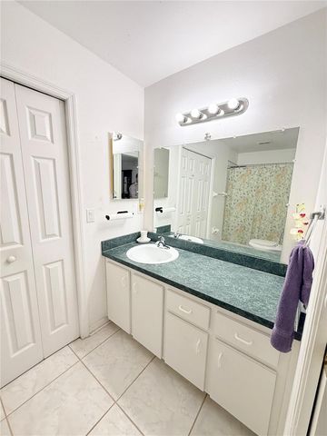 302 MIAMI PLACE, Kissimmee, FL 34759