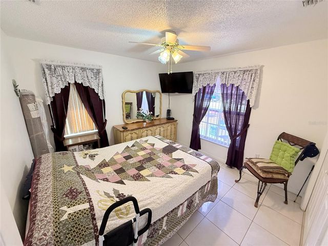302 MIAMI PLACE, Kissimmee, FL 34759