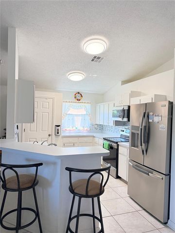 302 MIAMI PLACE, Kissimmee, FL 34759