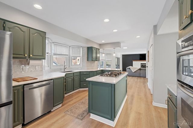 330 Whispering Pines Drive, Loveland, OH 45140