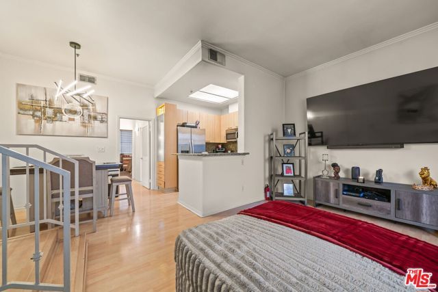 7037 La Tijera Boulevard C101, Los Angeles, CA 90045