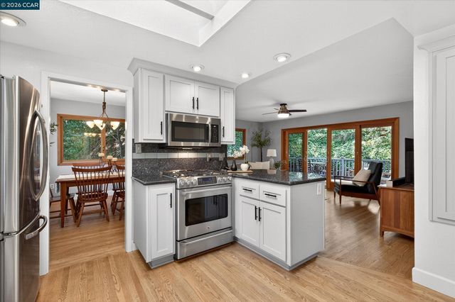 499 Silverado Dr, Lafayette, CA 94549