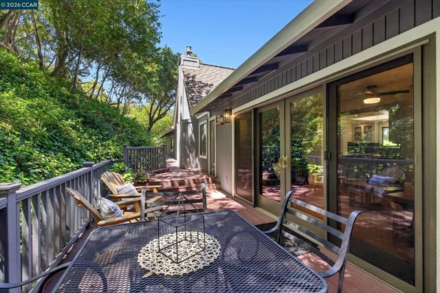 499 Silverado Dr, Lafayette, CA 94549