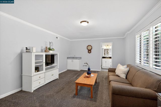 499 Silverado Dr, Lafayette, CA 94549