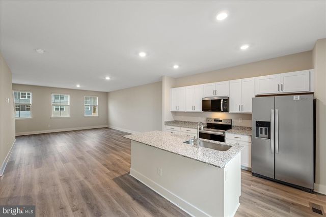 180 MUNSEE CIR, Winchester, VA 22602