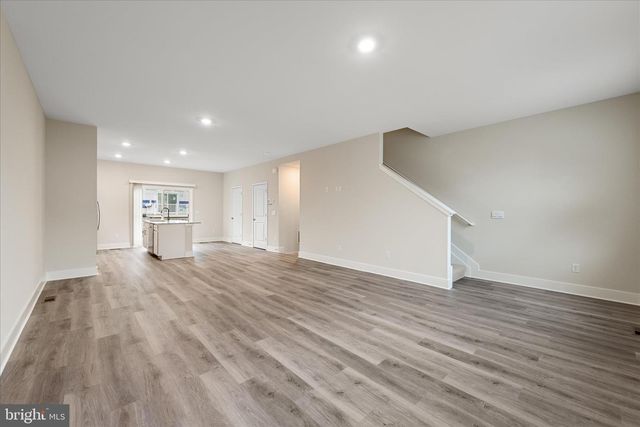 180 MUNSEE CIR, Winchester, VA 22602