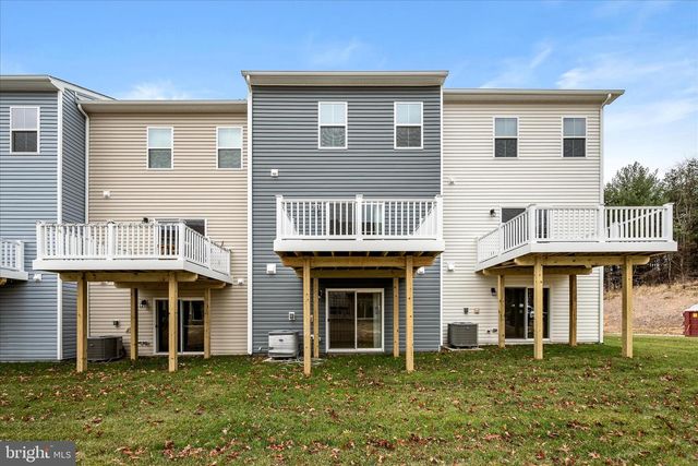 180 MUNSEE CIR, Winchester, VA 22602