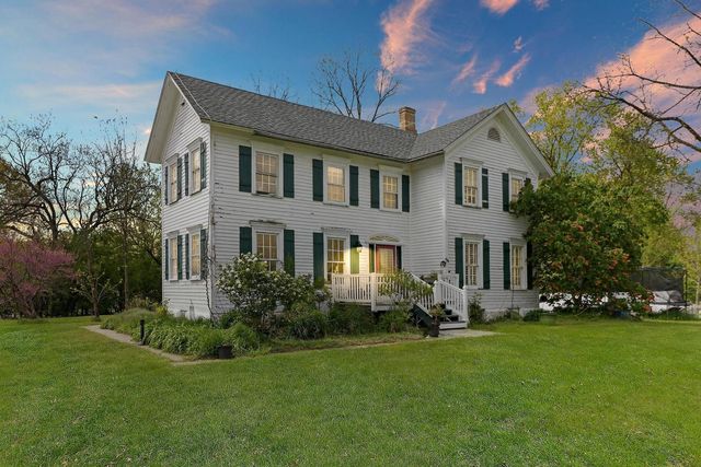 29460 Roberts Road, Mchenry, IL 60051