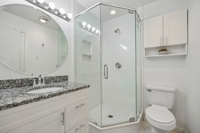 2958 Country Place Circle, Carrollton, TX 75006