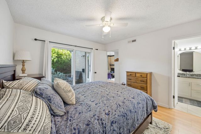 2958 Country Place Circle, Carrollton, TX 75006