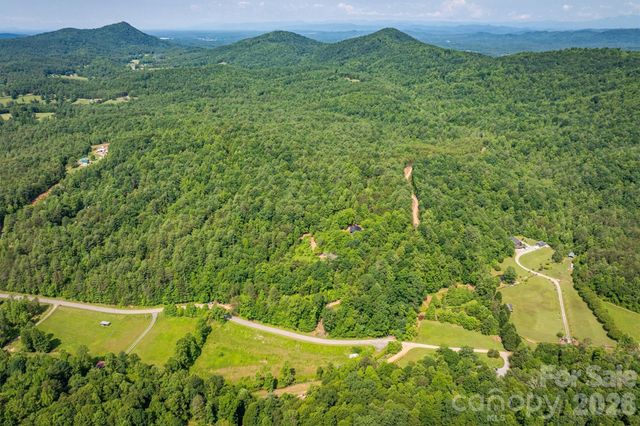 1533 Mcrary Creek Road, Lenoir, NC 28645