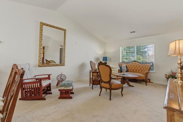 2181 Burlwood Drive, Hollister, CA 95023