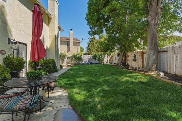2181 Burlwood Drive, Hollister, CA 95023