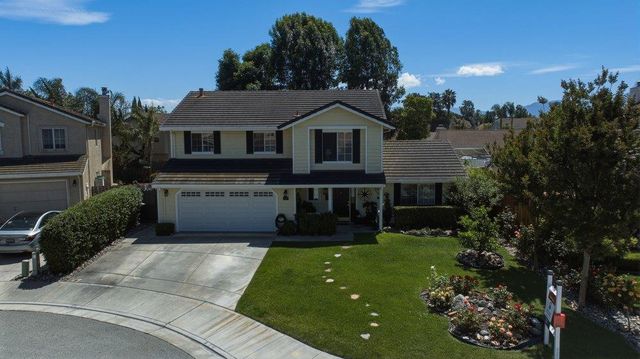 2181 Burlwood Drive, Hollister, CA 95023