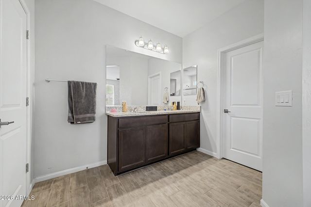 2667 E BLUFF SPRING Avenue, Apache Junction, AZ 85119