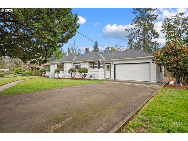 8460 Sw FAIRWAY Dr, Portland, OR 97225
