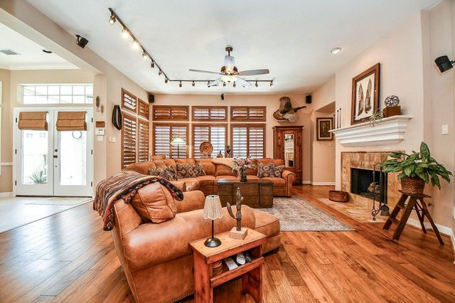 906 Mahogany Run Drive, Katy, TX 77494