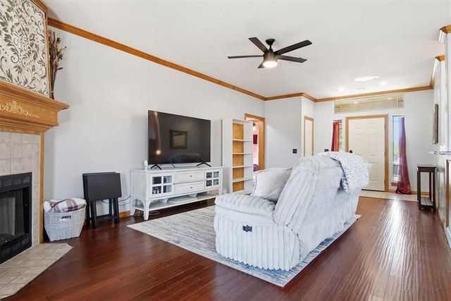 4101 Mackenzie Drive, Moore, OK 73160