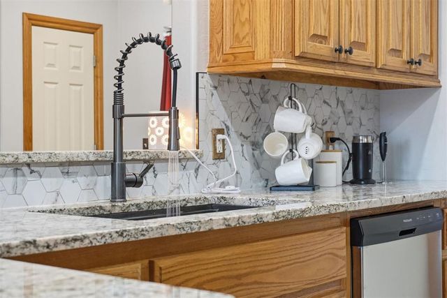 4101 Mackenzie Drive, Moore, OK 73160