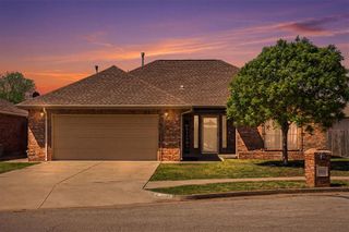 4101 Mackenzie Drive, Moore, OK 73160