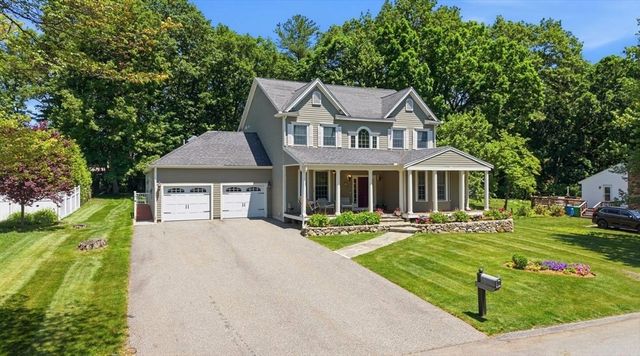 27 Boulder Dr, Burlington, MA 01803