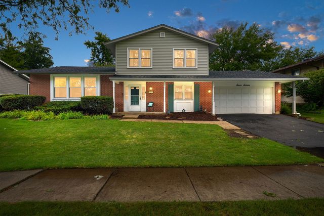 716 Dorchester Drive, Bolingbrook, IL 60440
