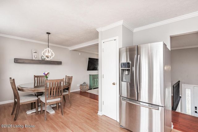 9208 Foxtail Ct, Crestwood, KY 40014