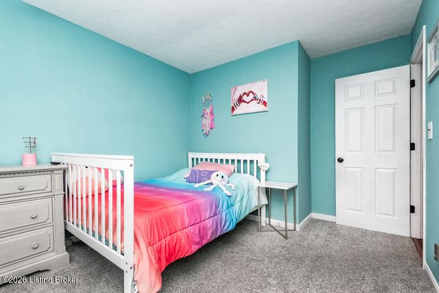 9208 Foxtail Ct, Crestwood, KY 40014