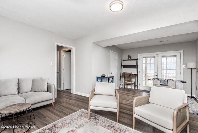 9208 Foxtail Ct, Crestwood, KY 40014