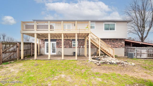 9208 Foxtail Ct, Crestwood, KY 40014