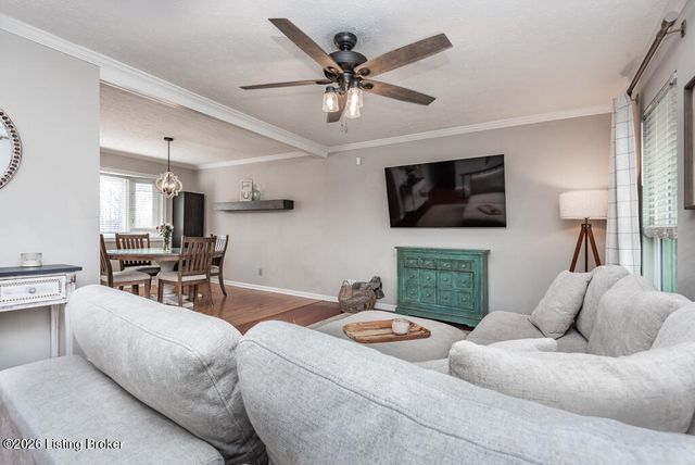 9208 Foxtail Ct, Crestwood, KY 40014