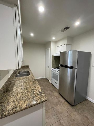 5119 Ridgewest Street, Houston, TX 77053