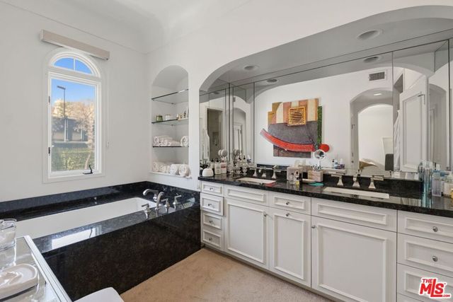 10116 Empyrean Way 202, Los Angeles, CA 90067