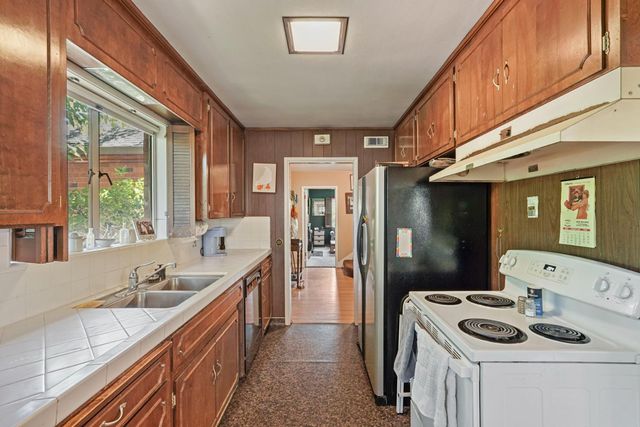 659 W Euclid Ave, Stockton, CA 95204