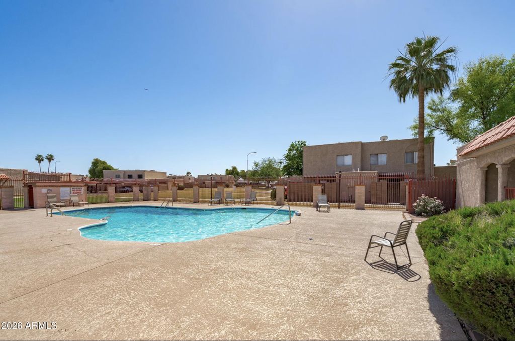 600 S DOBSON Road 88, Mesa, AZ 85202 — exterior