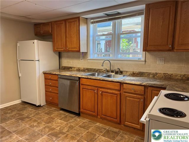 722 Cherokee Street, Bethlehem City, PA 18015
