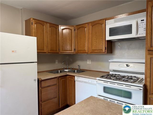 722 Cherokee Street, Bethlehem City, PA 18015