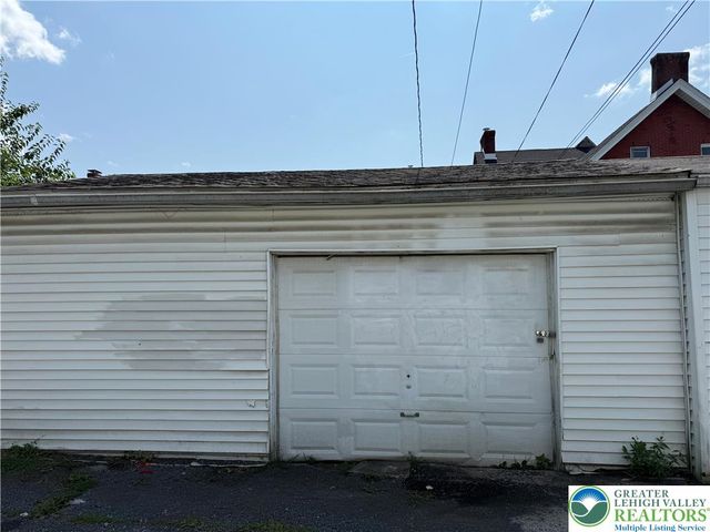 722 Cherokee Street, Bethlehem City, PA 18015