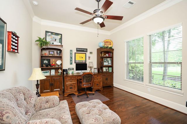 28934 Village Trail, Magnolia, TX 77355