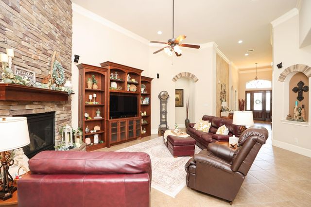 28934 Village Trail, Magnolia, TX 77355