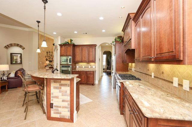 28934 Village Trail, Magnolia, TX 77355
