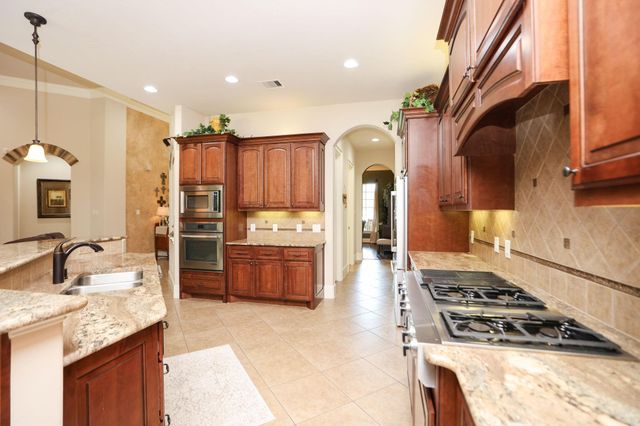 28934 Village Trail, Magnolia, TX 77355