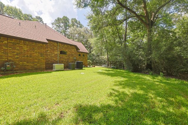 28934 Village Trail, Magnolia, TX 77355