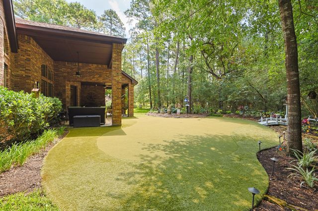 28934 Village Trail, Magnolia, TX 77355