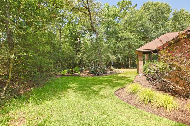 28934 Village Trail, Magnolia, TX 77355