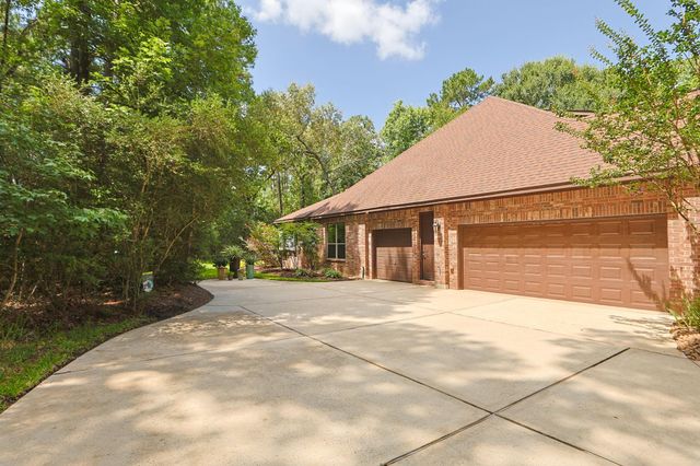 28934 Village Trail, Magnolia, TX 77355