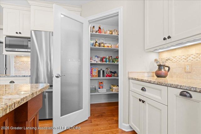 13282 Blaisdell Drive, Dewitt, MI 48820