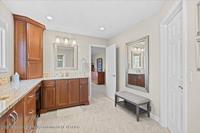 13282 Blaisdell Drive, Dewitt, MI 48820